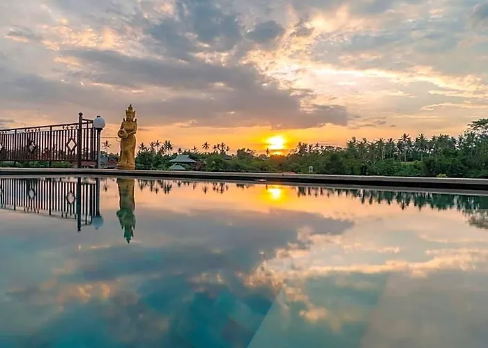 Отель The Pyramid Ubud River